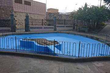 Puesta a punto del parque urbano de Arnao (Foto TA)